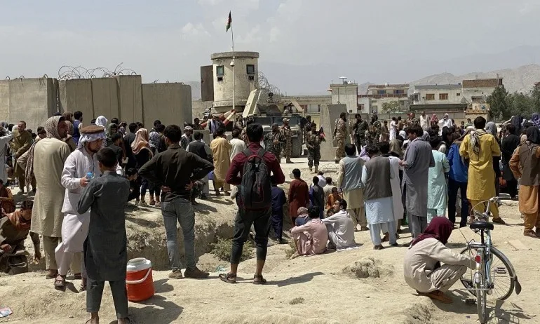 Талибаните обмислят парад с американска техника в Кандахар - Tribune.bg
