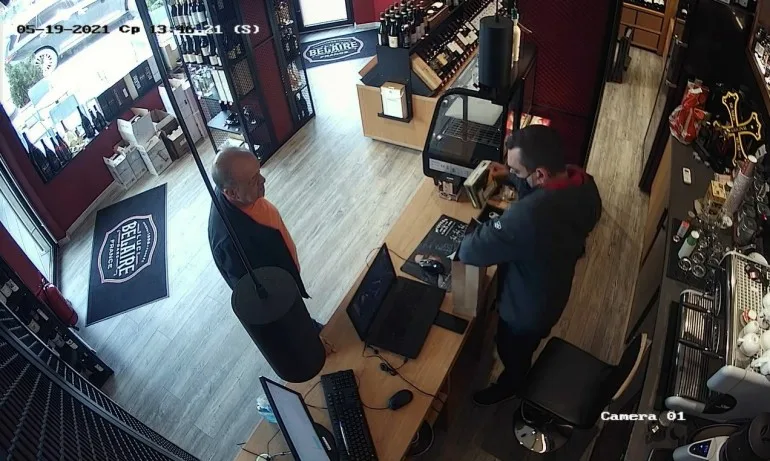 4 дни след скандала: Петков извади видео как купува ром и пури (ВИДЕО) - Tribune.bg