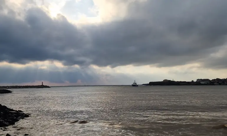 След пороите времето се успокоява и дъждовете спират - Tribune.bg