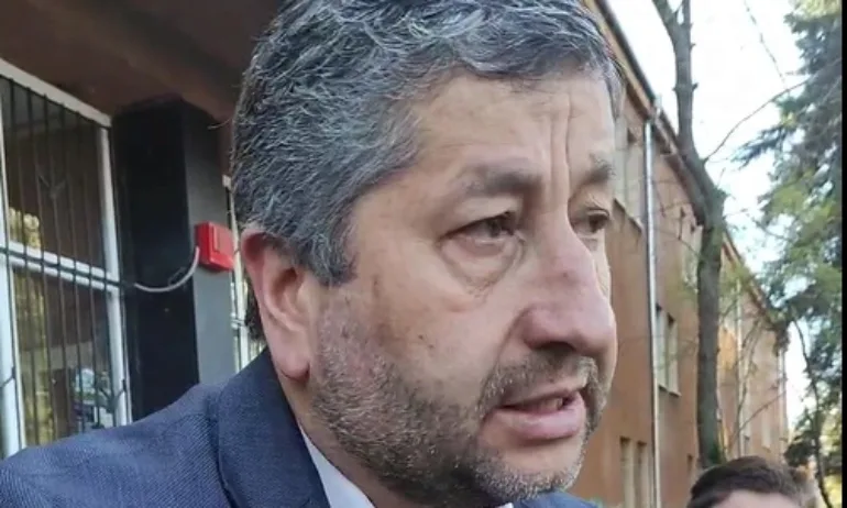 Христо Иванов: Който държи да му се отчете и гласа и преференцията, да гласува с машина - Tribune.bg