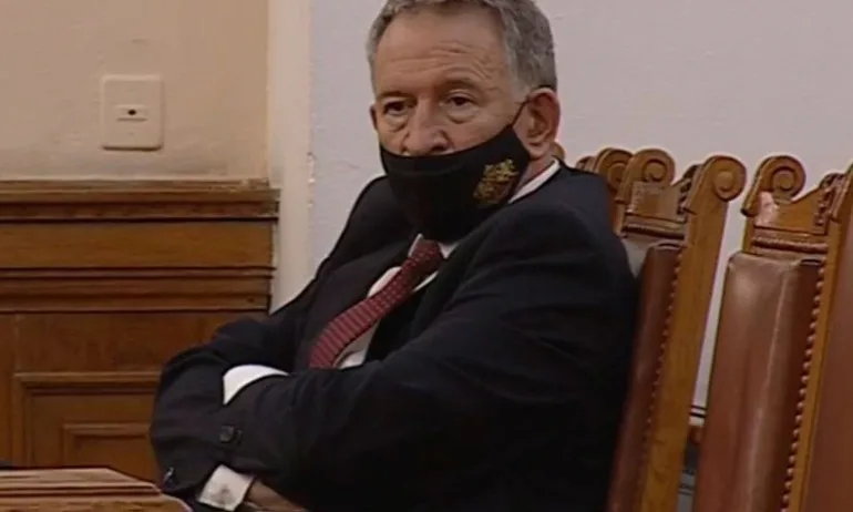 Кацаров обмисля локдаун и се скара: Носете си ги тези проклети маски - Tribune.bg