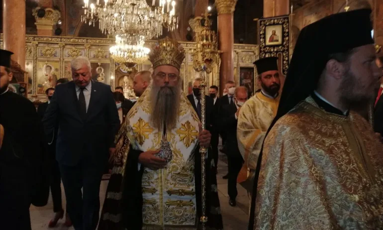 Пловдивският митрополит Николай ще отслужи в 11:00 часа във вторник