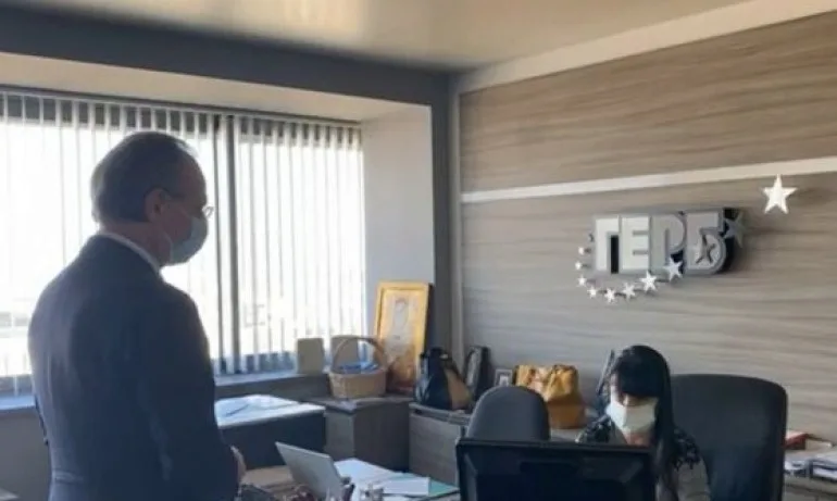 Лозан Панов на крака при Радев, ГЕРБ и ДПС - Tribune.bg