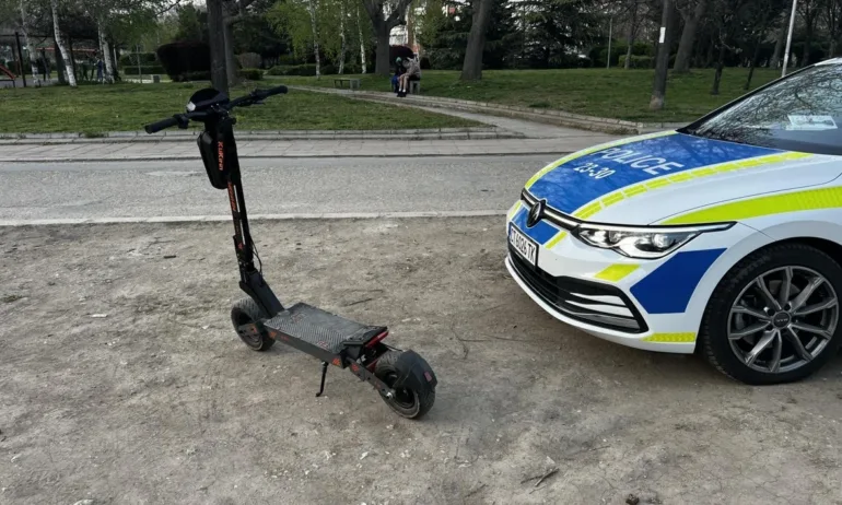 Трима в кома след катастрофи с тротинетки в Силистренско, общината затяга контрола - Tribune.bg