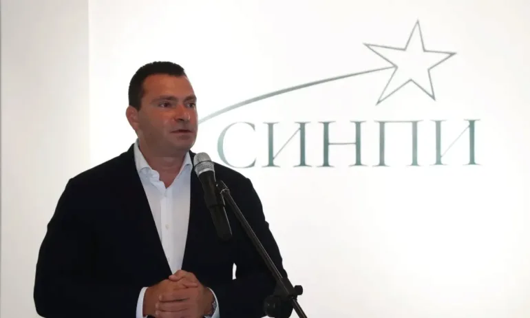 Калоян Паргов: Газовото фиаско може да отнесе като цунами политическата класа - Tribune.bg