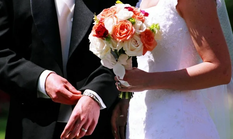 Бум на сватби на 18.08.2018 - Tribune.bg