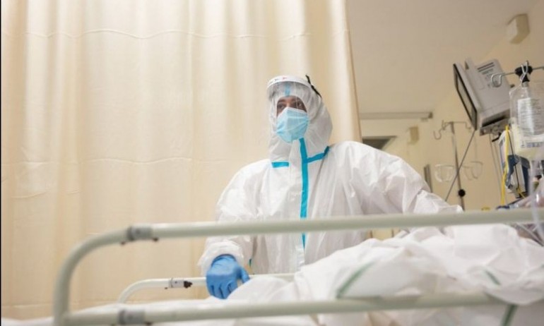 За последната седмица: 113% ръст на заболеваемостта от COVID-19 у нас - Tribune.bg