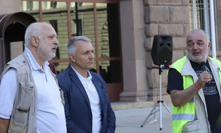 Отровното трио се оплака, че днешното мероприятие не се получило - Tribune.bg