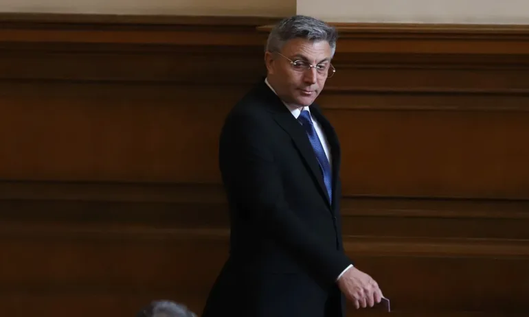 Мустафа Карадайъ е подал оставка като председател на ДПС - Tribune.bg