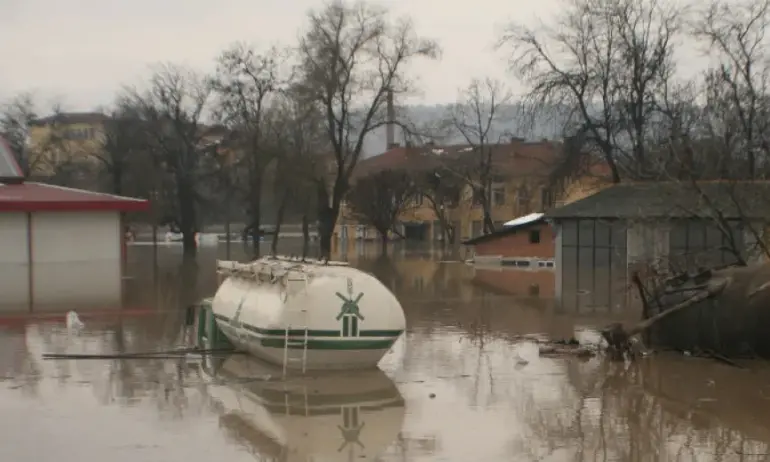 Жителите на село Бисер отбелязват 12 години от наводнението - Tribune.bg