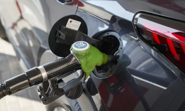 Ройтерс: Русия вдига забраната за износ на горива следващата седмица - Tribune.bg