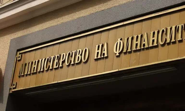 МФ предлага увеличение на данъци и осигуровки при гражданските договори - Tribune.bg