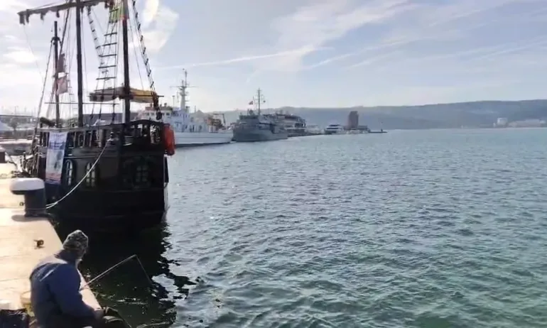 След атаката с дронове в Черно море: Операцията по спасяване е прекратена, няма да бъде подновявана - Tribune.bg