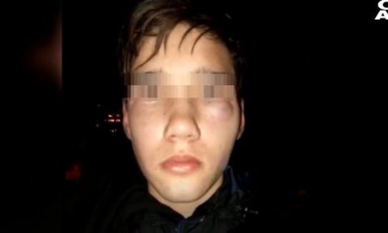 Момчето от Лагера е удряно и от бившата му приятелка, биячите се върнали след няколко дни въоръжени до зъби - Tribune.bg