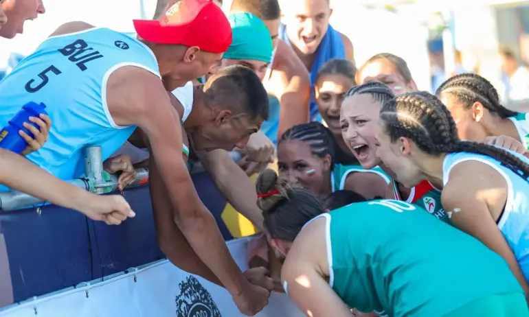 Девойките с драматична и важна победа на ЕП по плажен хандбал във Варна