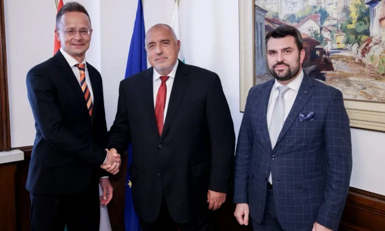 Борисов обсъди с унгарския външен министър ролята на Вертикалния газов коридор и икономическото сътрудничество - Tribune.bg