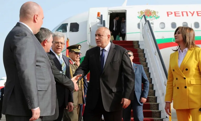 Посрещнаха премиера Бойко Борисов в Египет (Видео) - Tribune.bg