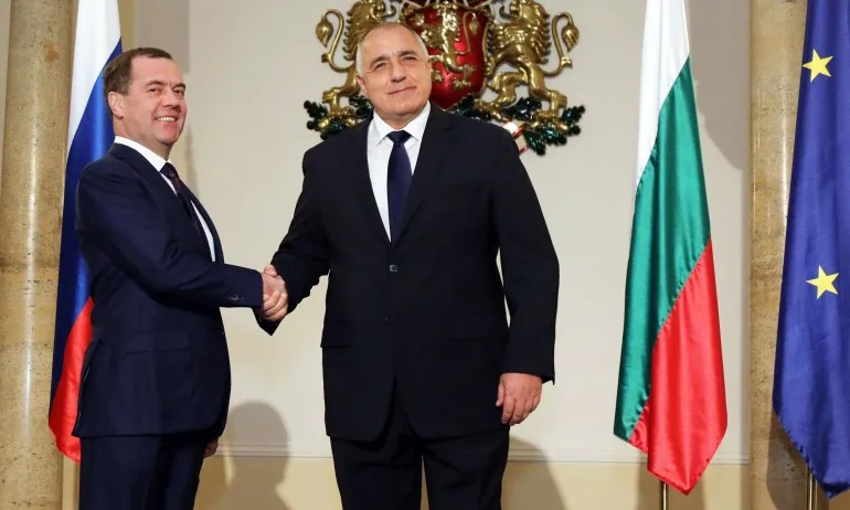 Борисов и Медведев ще открият Българо-руски бизнес форум в областта на туризма - Tribune.bg