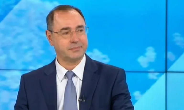 Д-р Попов: ВМА отчита успех при лечението на COVID-19 с плазма - Tribune.bg