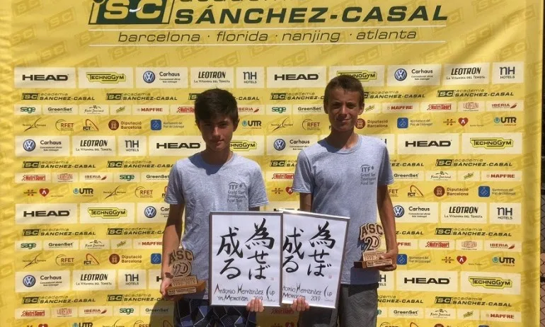 Виктор Марков триумфира с титлата на турнир от първа категория на Тенис Европа в Испания - Tribune.bg