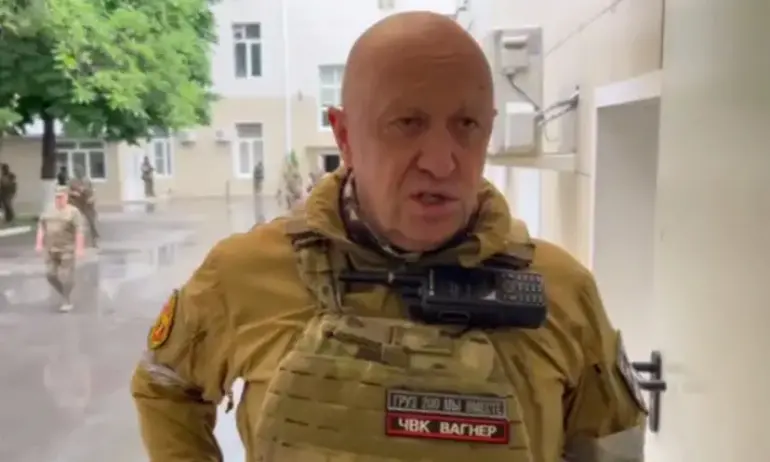 Разследванията срещу Пригожин спират, Вагнер се изтеглиха от Ростов и се връщат в лагерите - Tribune.bg