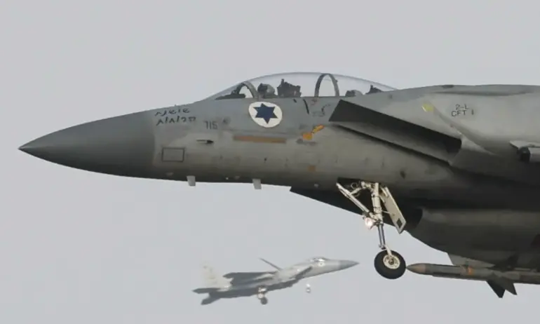 Румънски изтребители са участвали в защитата на Израел - Tribune.bg