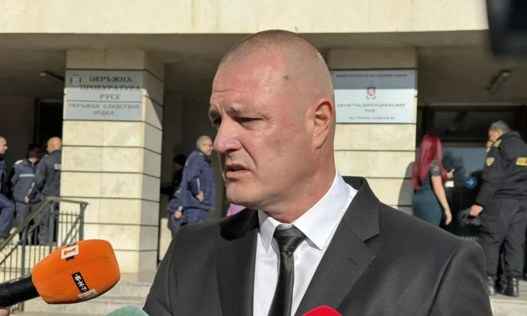 Изписаха от болницата директора на ОДМВР Русе Гл. комисар Николай Кожухаров - Tribune.bg