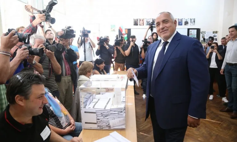 Борисов гласува за тези, които решиха кризата с боклука и построиха метрото - Tribune.bg