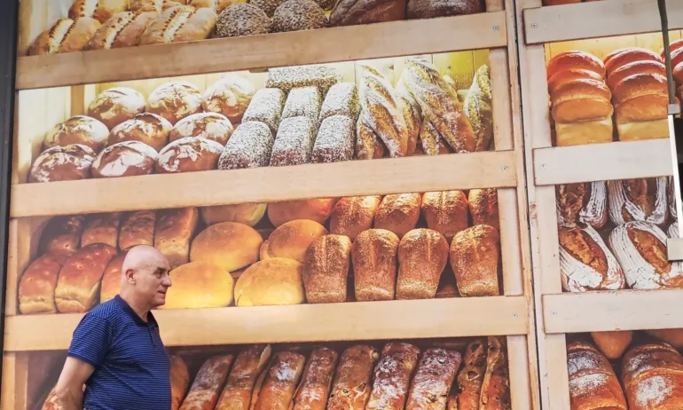 Държавен вестник публикува решенията за ДДС на хляба и отстъпката за горивата - Tribune.bg