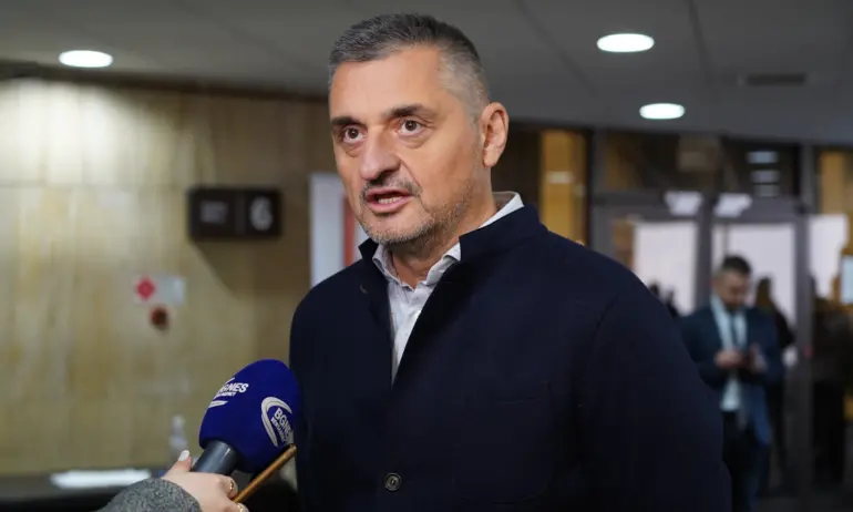 Кирил Добрев: Корнелия Нинова прави простотия след простотия. Просто ще я изпратя от Позитано - Tribune.bg