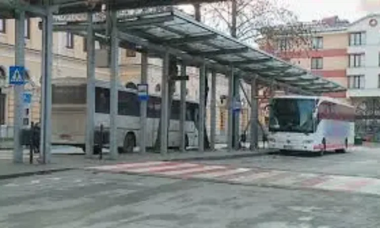 От днес пътуването с автобус от Пловдив поскъпва с между 20 и 25 % - Tribune.bg