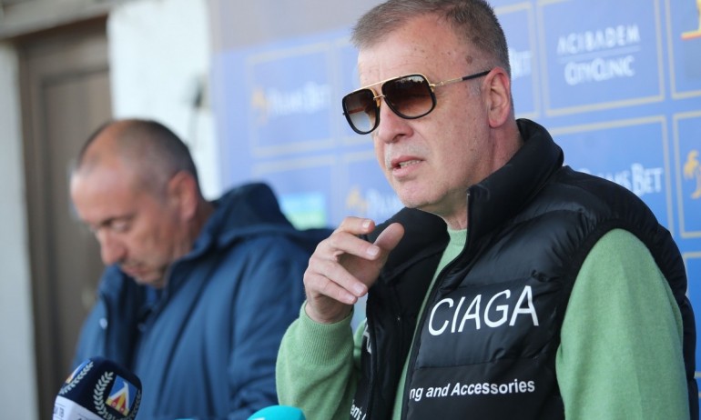 Наско Сираков на 60: Дарявам 60 хиляди за моята любов Левски - Tribune.bg