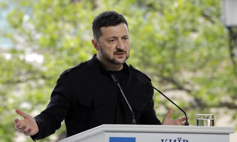 Зеленски: Лично ще чакам Путин в Турция - Tribune.bg