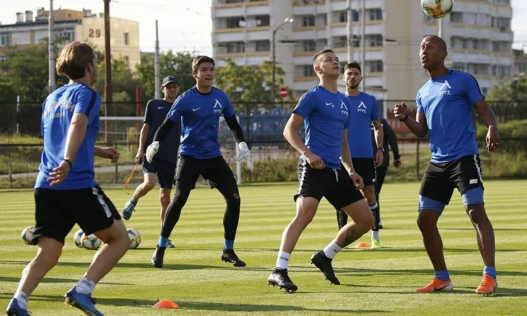 Левски стартира подготовка с 21 футболисти - Tribune.bg