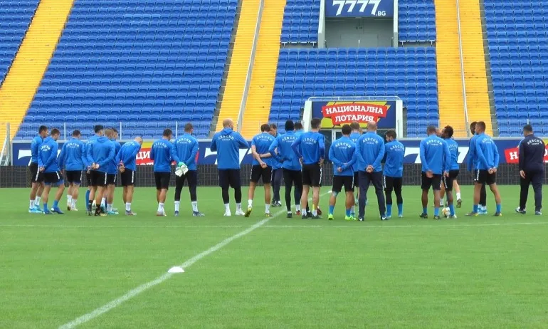Левски подновява тренировки на 30-ти март - Tribune.bg