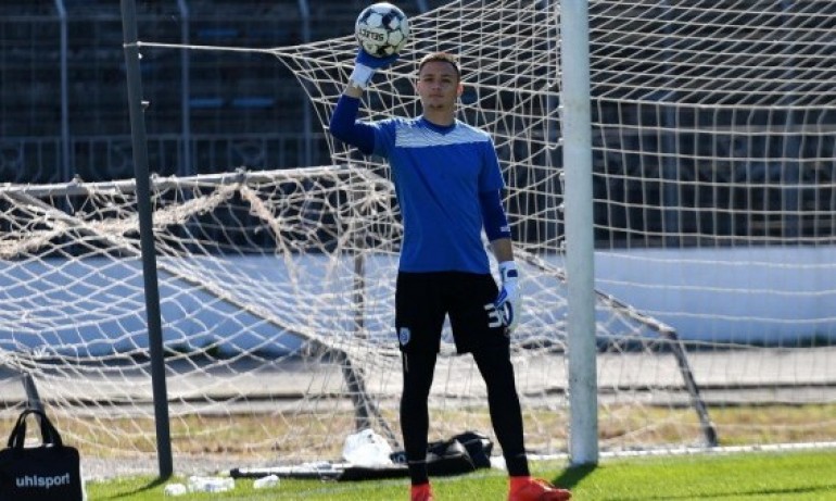 Вратар си тръгна от Черно море - Tribune.bg