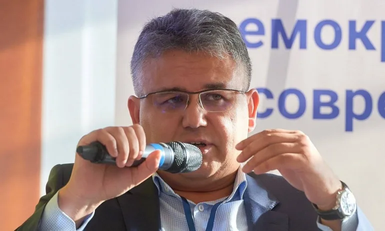 Военен преврат в Русия става все по-възможен, прогнозира бивш автор на речите на Путин - Tribune.bg