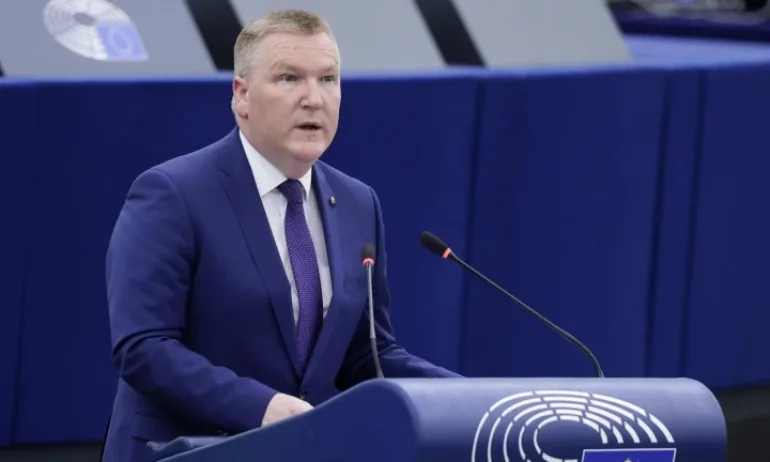 Европейският комисар Майкъл Макграт е на работно посещение в България - Tribune.bg