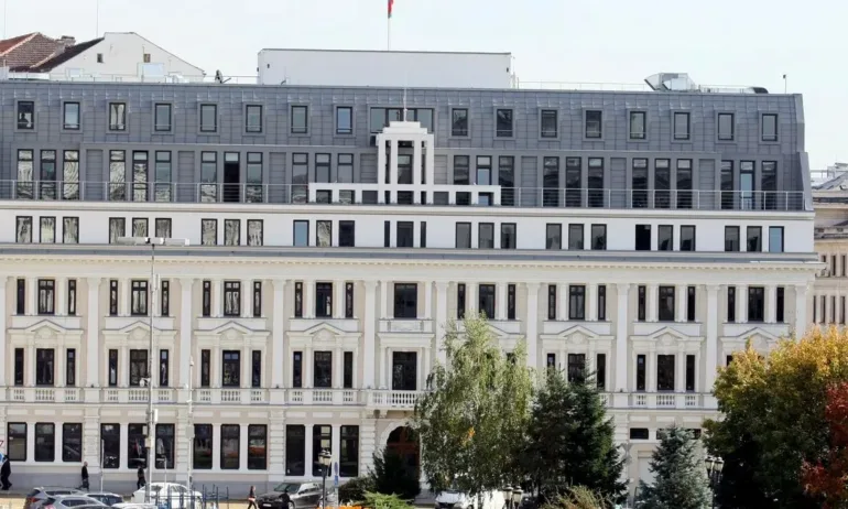 Българската банка за развитие стана член на платформата на ОИСР за устойчиво финансиране на МСП - Tribune.bg