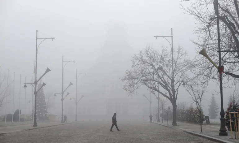 Заради гъстата мъгла: Пет полета не кацнаха на летище София - Tribune.bg