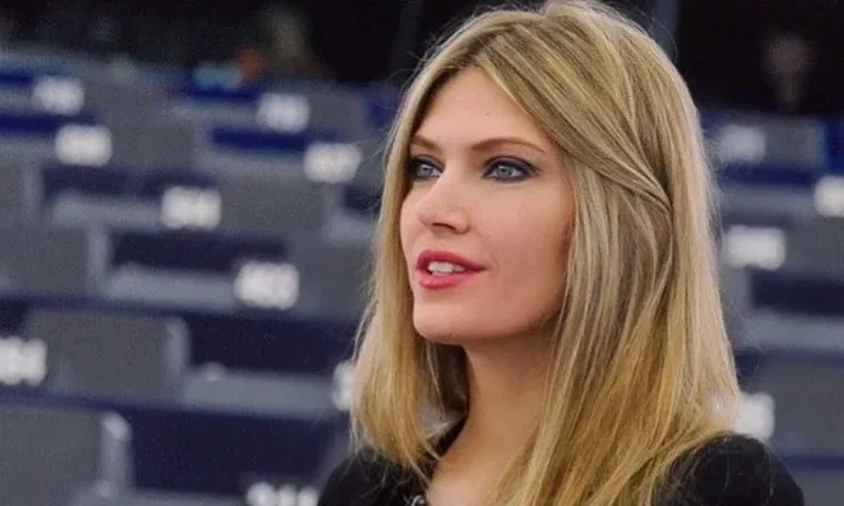 Отнеха временно пълномощията на зам.-председателя на ЕП заради разследването за корупция - Tribune.bg