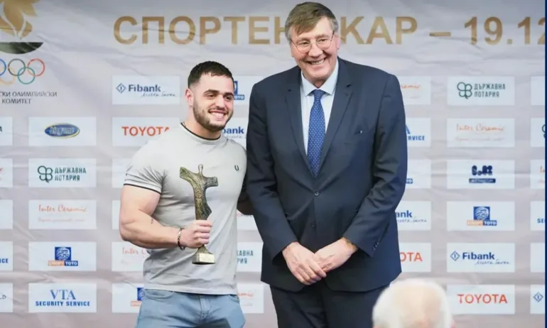 Годината на Карлос Насар! - Tribune.bg