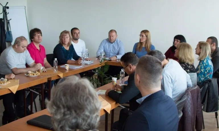 Ангелкова: Кандидатът за кмет на Костенец Йордан Ангелов ще работи за развитието на туризма в района - Tribune.bg