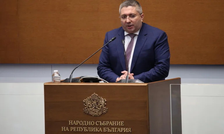 МРРБ няма да изпълни капиталовата си програма, половината бюджет за общините ще е за старите дългове - Tribune.bg