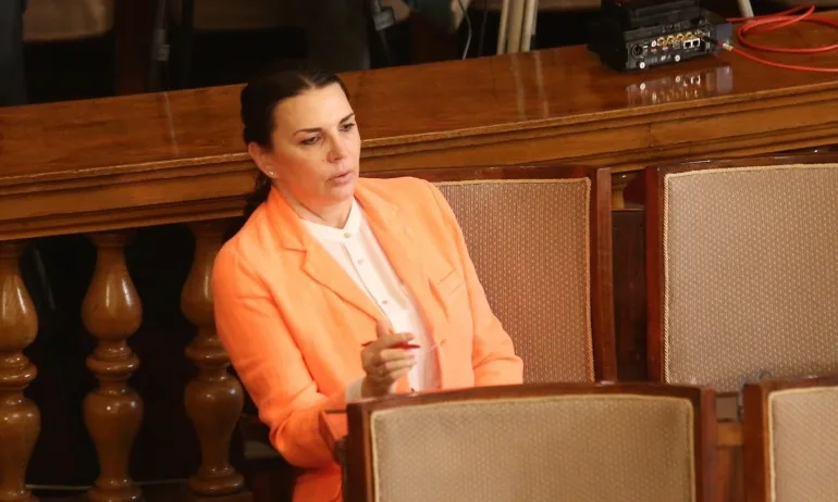 Бетина Жотева с втори мандат начело на СЕМ - Tribune.bg