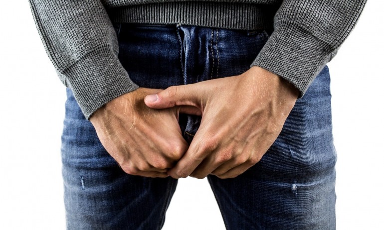 Мъж твърди, че пенисът му се е свил с над 2,5 см вследствие на COVID - Tribune.bg