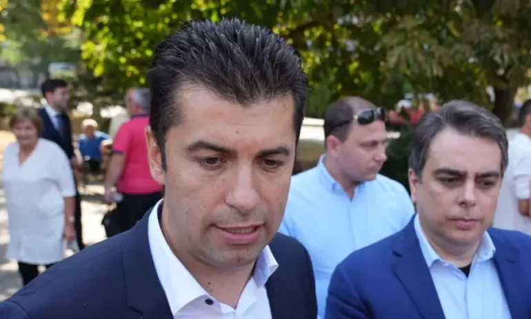 Петков: Борисов да се пенсионира, договорихме пет моста над Дунав и три тунела под Стара планина - Tribune.bg