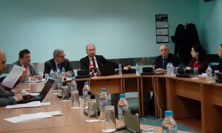 На Трибуната – шефът на ядрения регулатор ст.н.с. д-р Лъчезар Костов - Tribune.bg