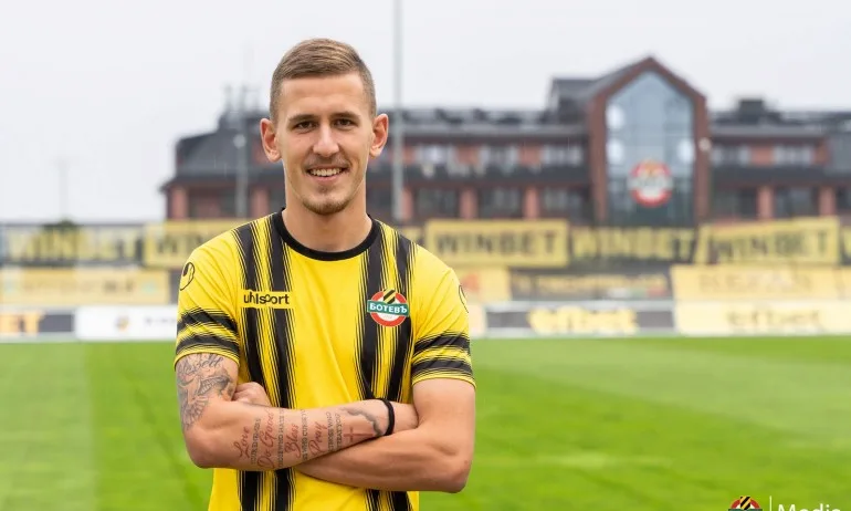 Ботев (Пловдив) представи големия син на Вили Вуцов - Tribune.bg