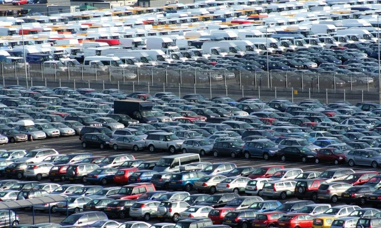 ЕК иска да спре износа на стари дизелови автомобили в Източна Европа - Tribune.bg